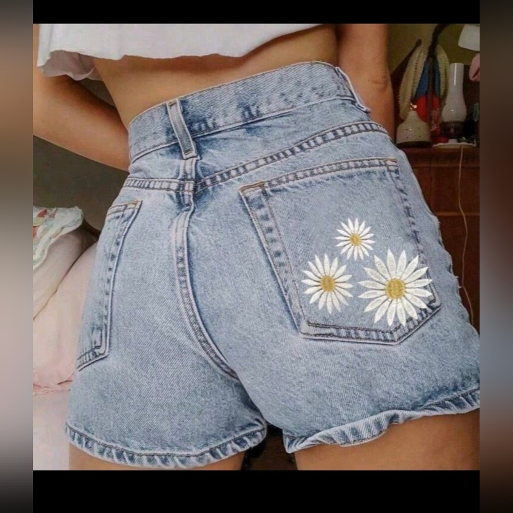 Denim Daisy Embroidered Women's Shorts